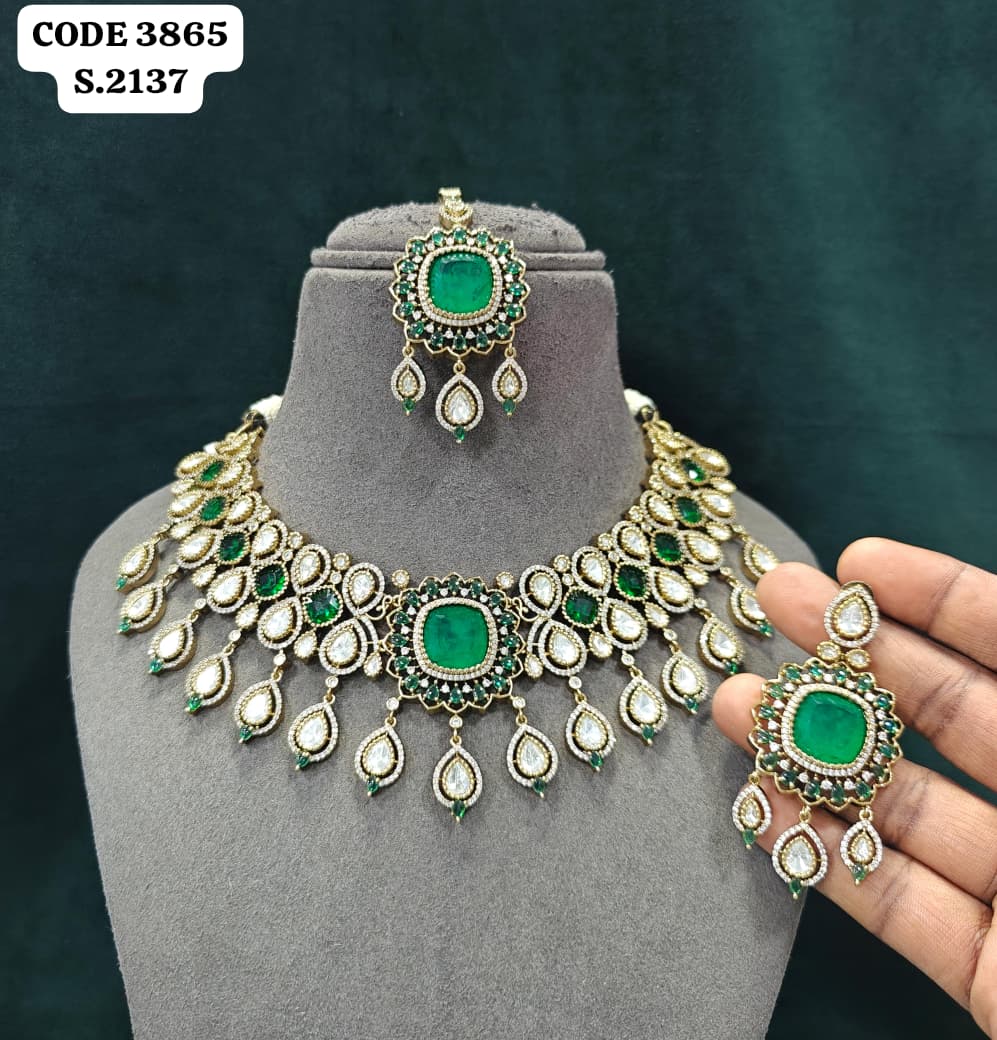 Necklace Set 044